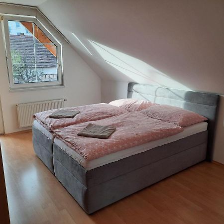 Apartman Chiarita Nemsova Экстерьер фото