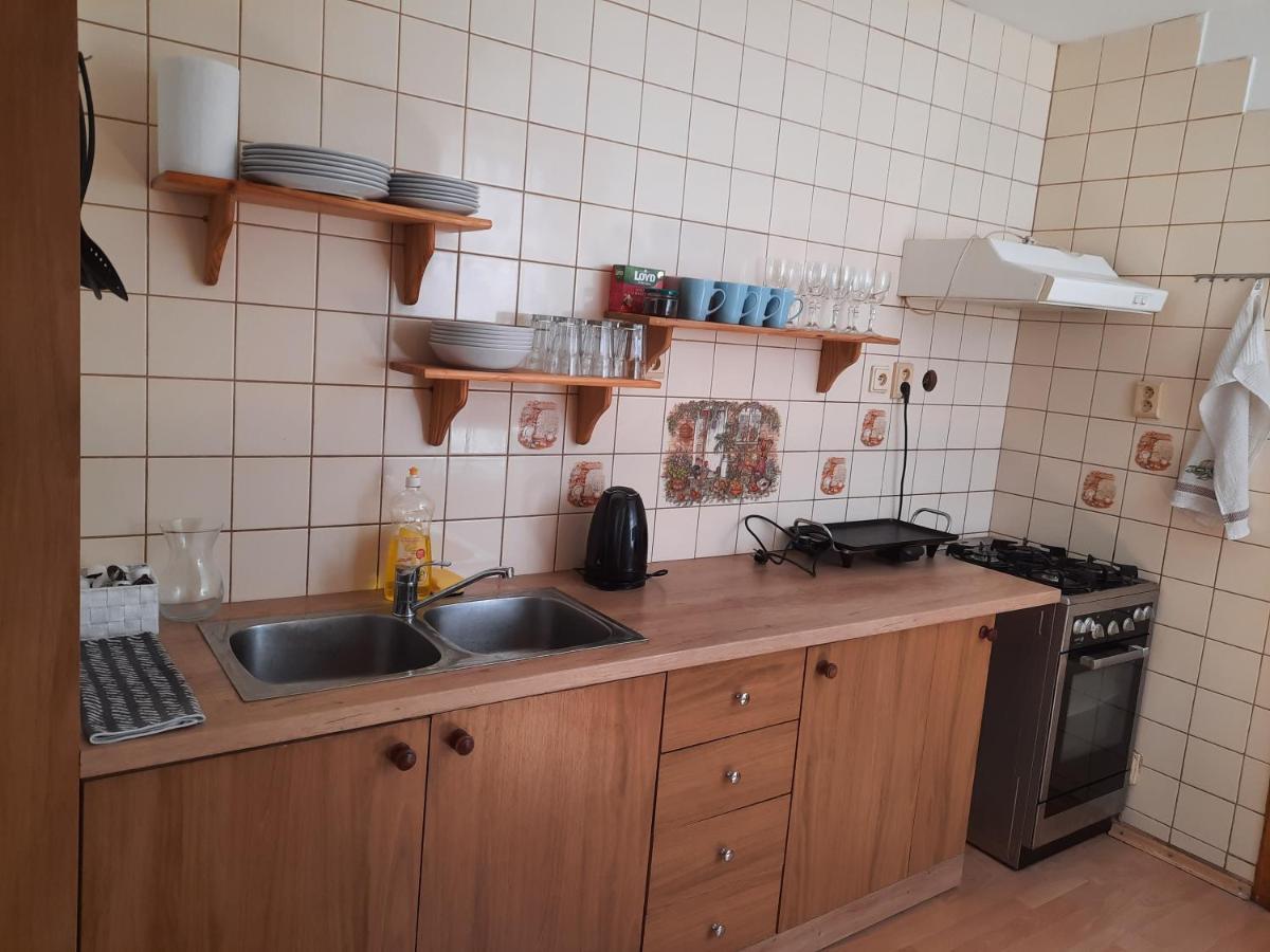 Apartman Chiarita Nemsova Экстерьер фото